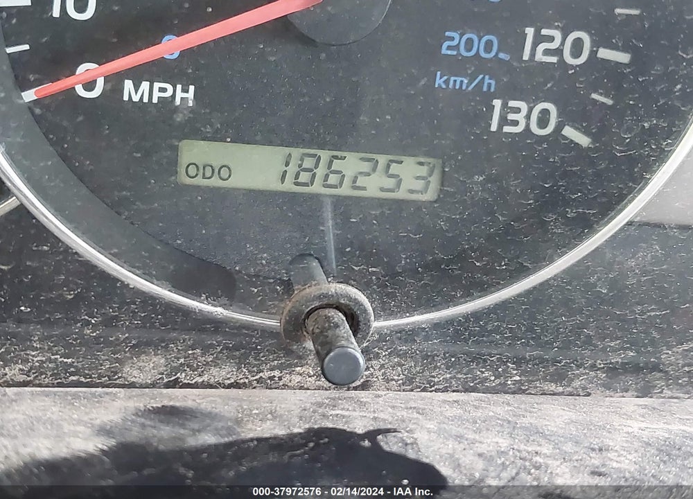 2007 TOYOTA LAND CRUISER V8 VIN: JTEHT05J872114818