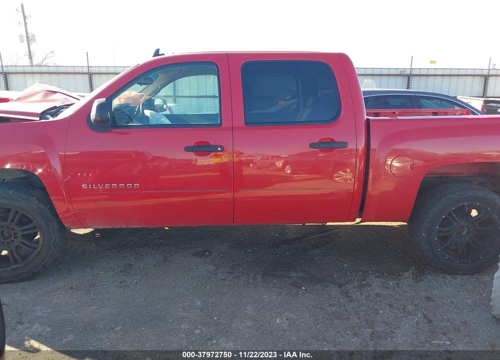 2010 CHEVROLET SILVERADO 1500 LT VIN: 3GCRKSE33AG199266