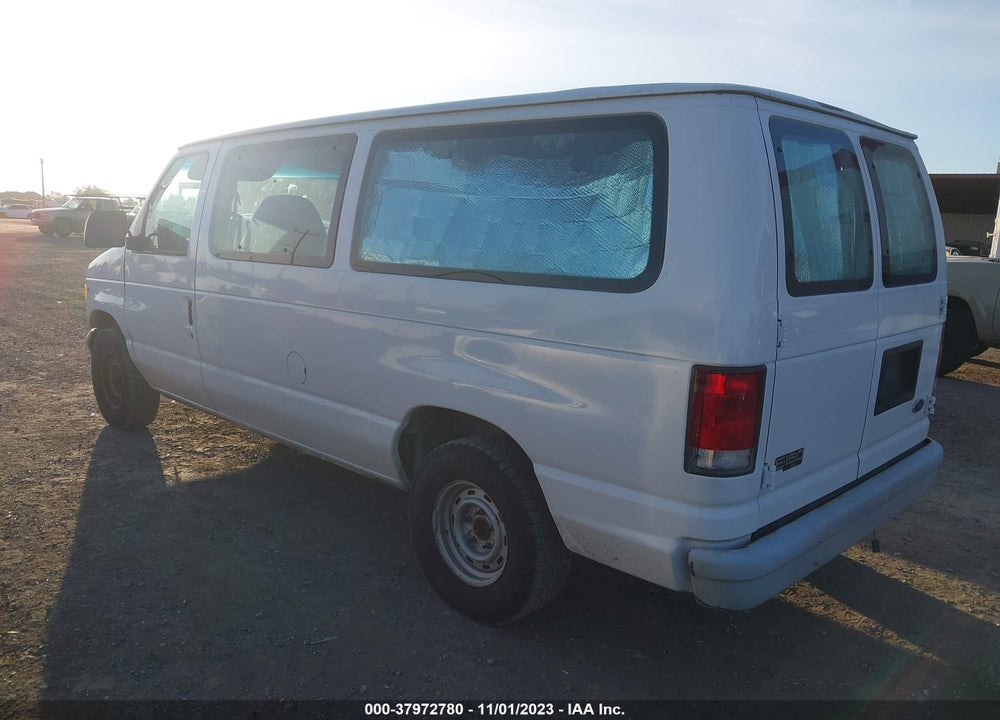 2000 FORD E-150 XL/XLT VIN: 1FMRE11L2YHB64561