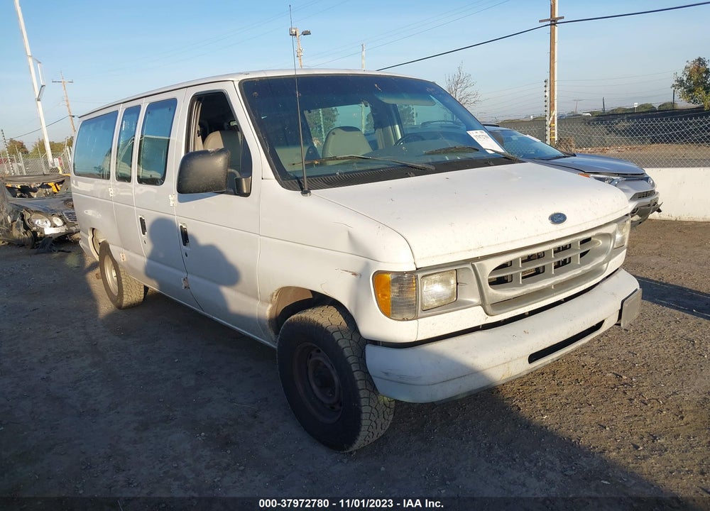 2000 FORD E-150 XL/XLT VIN: 1FMRE11L2YHB64561