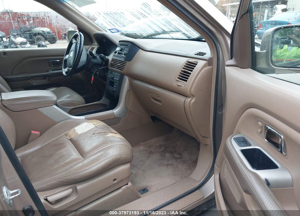 2004 HONDA PILOT EX-L VIN: 2HKYF18524H622826