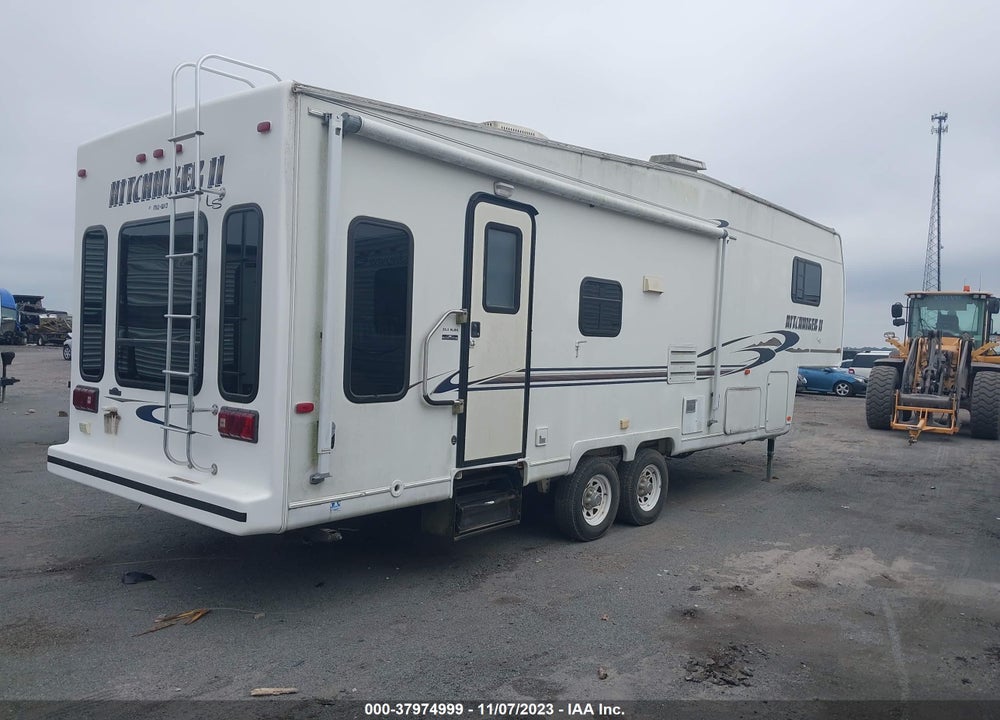 2002 MP HITCHHIKER II LS 29. VIN: 1C932FN092A022735