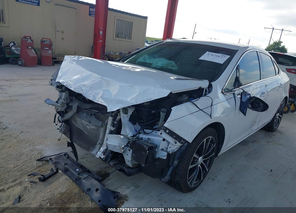 2017 BUICK VERANO VIN: 1G4PR5SK8H4109323