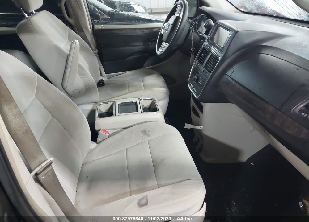 2011 DODGE GRAND CARAVAN CREW VIN: 2D4RN5DG8BR789085