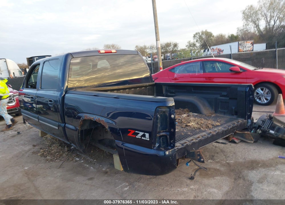 2005 CHEVROLET SILVERADO 1500 Z71 VIN: 2GCEK13T051224392