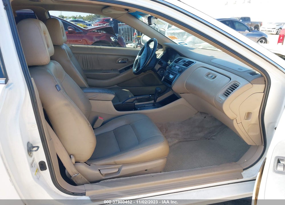 2002 HONDA ACCORD CPE EX W/LEATHER VIN: 1HGCG22512A029423