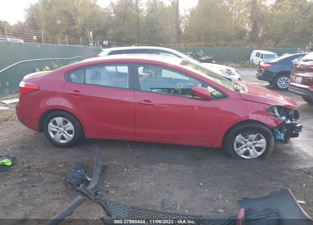 2016 KIA FORTE VIN: KNAFK4A64G5470069