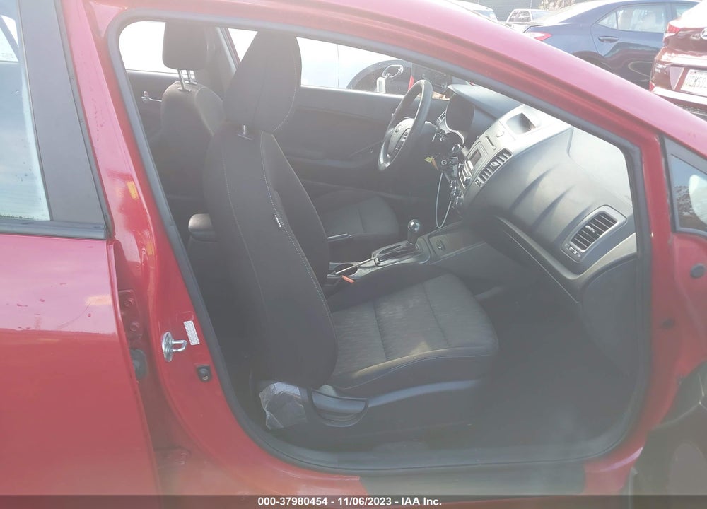 2016 KIA FORTE VIN: KNAFK4A64G5470069