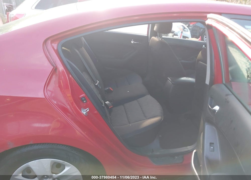 2016 KIA FORTE VIN: KNAFK4A64G5470069