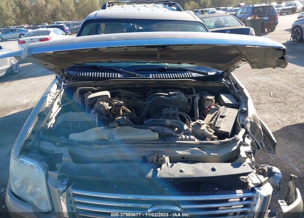 2006 FORD EXPLORER XLT VIN: 1FMEU73E96ZA17535