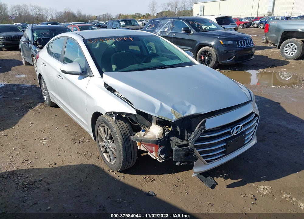 2018 HYUNDAI ELANTRA SEL VIN: 5NPD84LF0JH288978