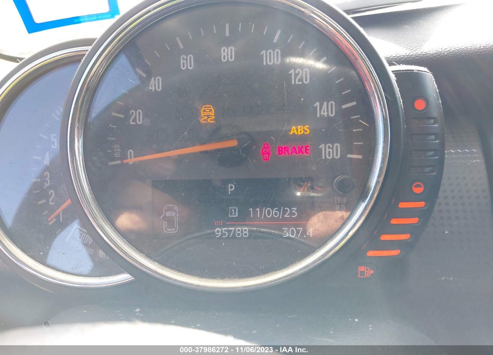 2015 MINI HARDTOP COOPER VIN: WMWXS5C50FT831337