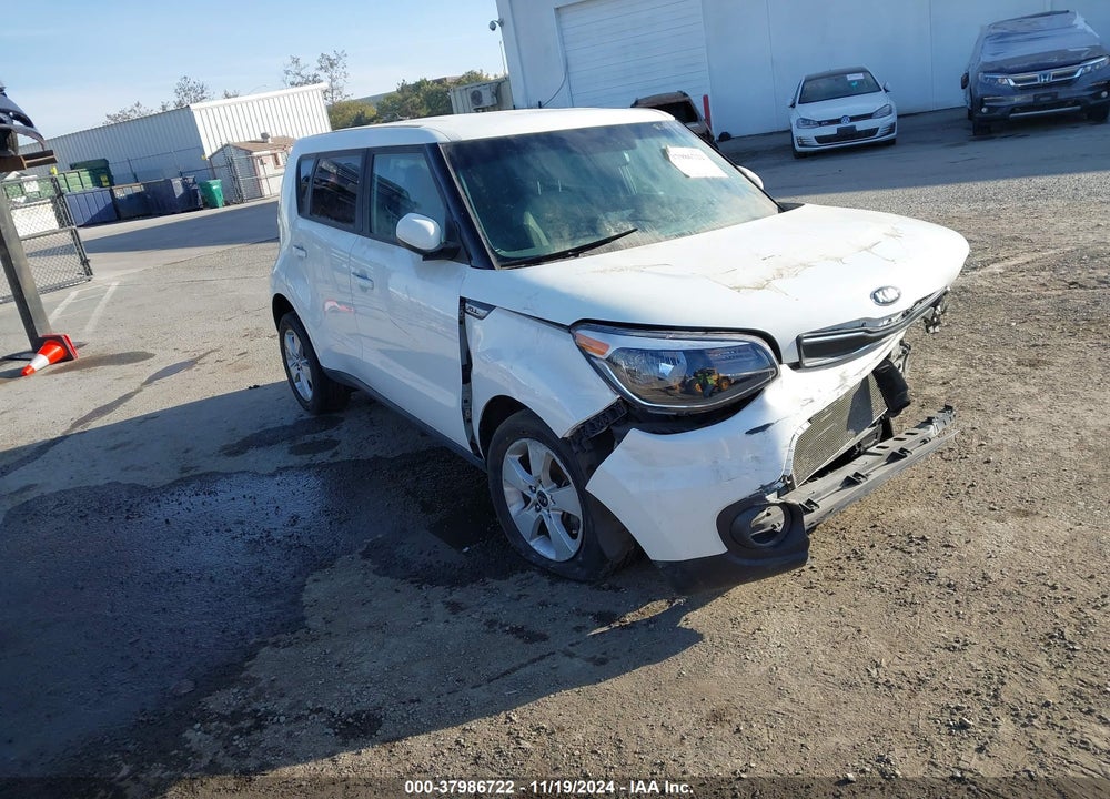 2018 KIA SOUL VIN: KNDJN2A23J7892867
