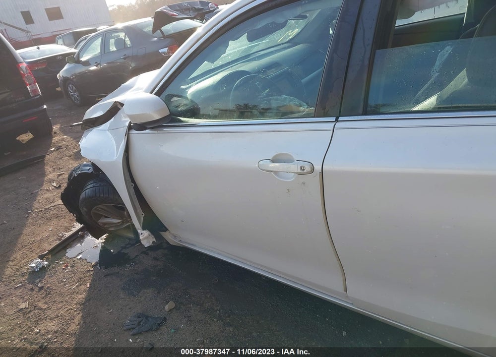 2017 TOYOTA CAMRY VIN: 4T1BF1FK0HU345647