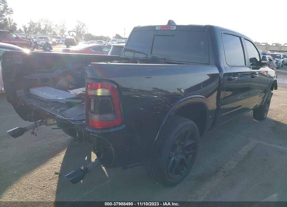 2021 RAM 1500 LAIE  4X4 5'7 BOX VIN: 1C6SRFJM2MN738692