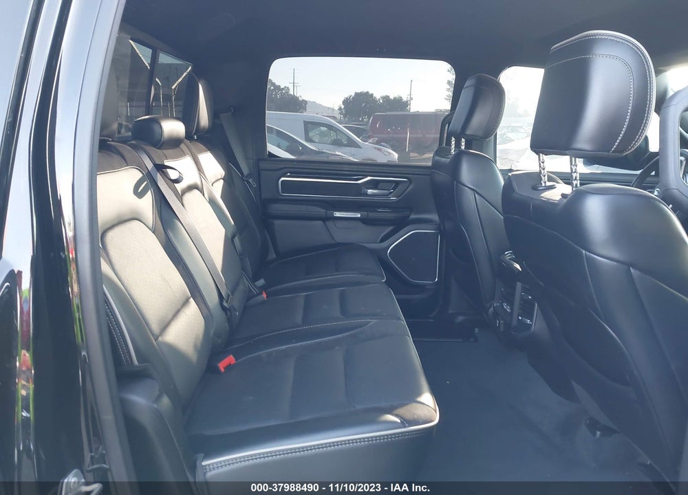 2021 RAM 1500 LAIE  4X4 5'7 BOX VIN: 1C6SRFJM2MN738692