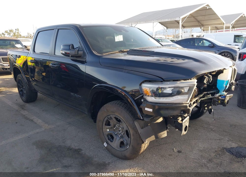 2021 RAM 1500 LAIE  4X4 5'7 BOX VIN: 1C6SRFJM2MN738692