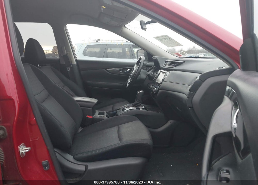 2017 NISSAN ROGUE SV VIN: JN8AT2MV9HW286019