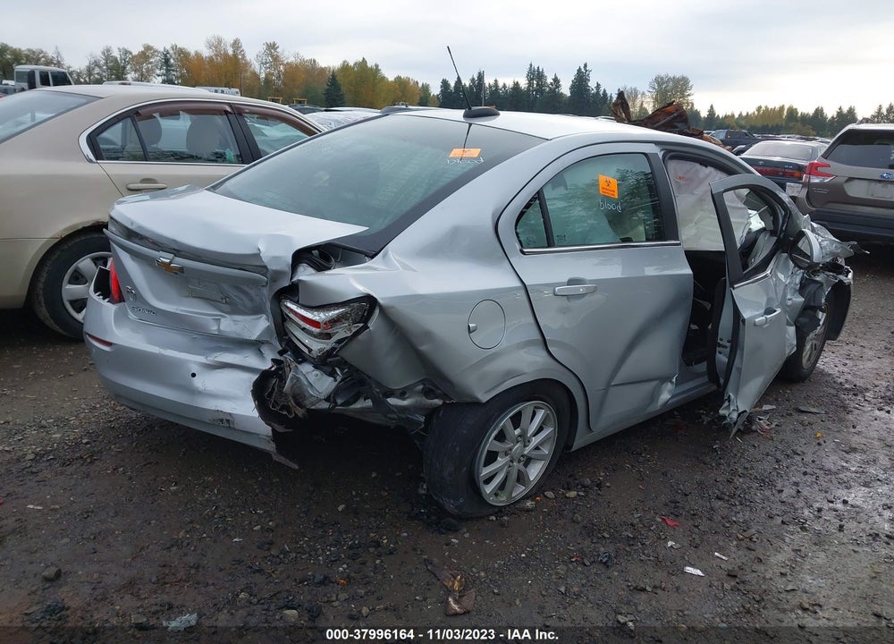 2019 CHEVROLET SONIC LT AUTO VIN: 1G1JD5SB5K4112690
