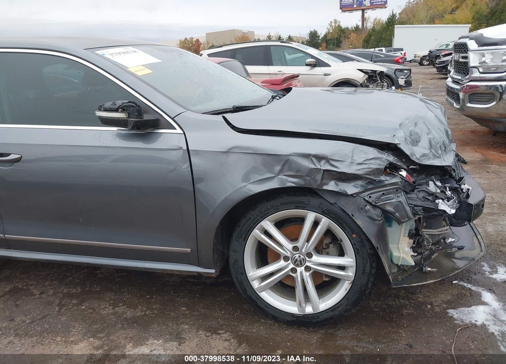 2014 VOLKSWAGEN PASSAT 2.0L TDI SEL PREMIUM VIN: 1VWCN7A36EC038951