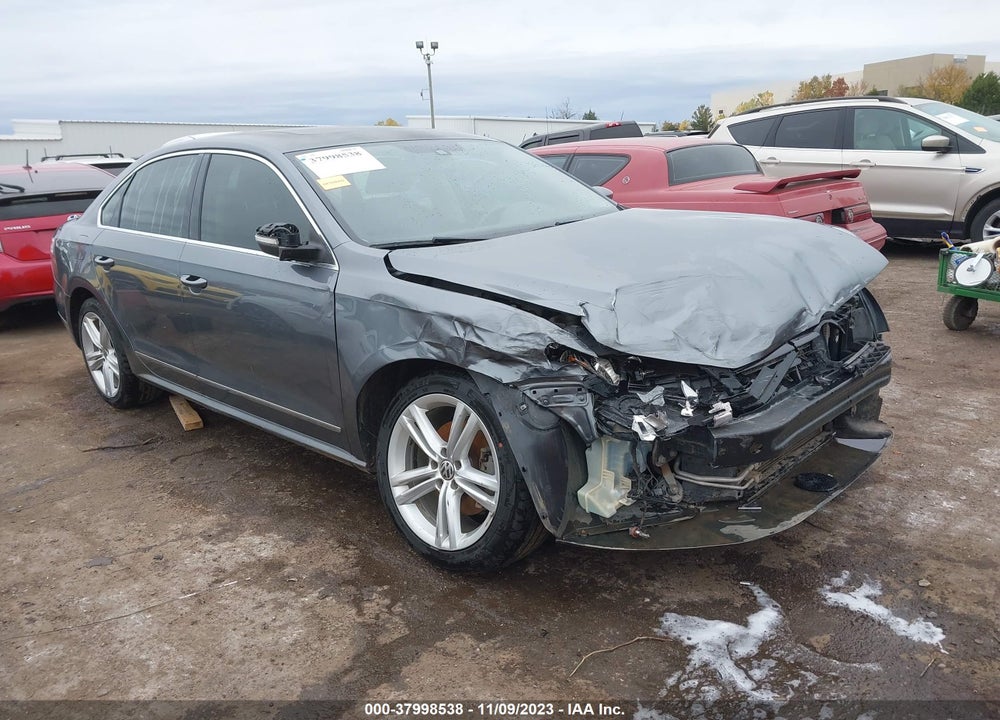 2014 VOLKSWAGEN PASSAT 2.0L TDI SEL PREMIUM VIN: 1VWCN7A36EC038951