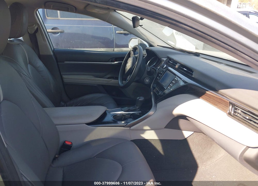 2019 TOYOTA CAMRY LE VIN: 4T1B11HK5KU786399