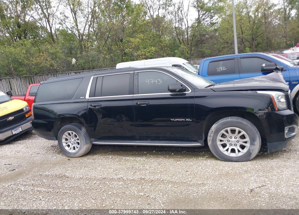 2015 GMC YUKON XL 1500 SLT VIN: 1GKS2HKC1FR662428