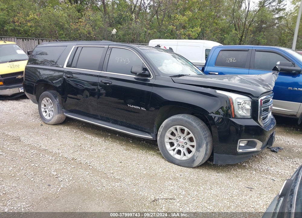 2015 GMC YUKON XL 1500 SLT VIN: 1GKS2HKC1FR662428