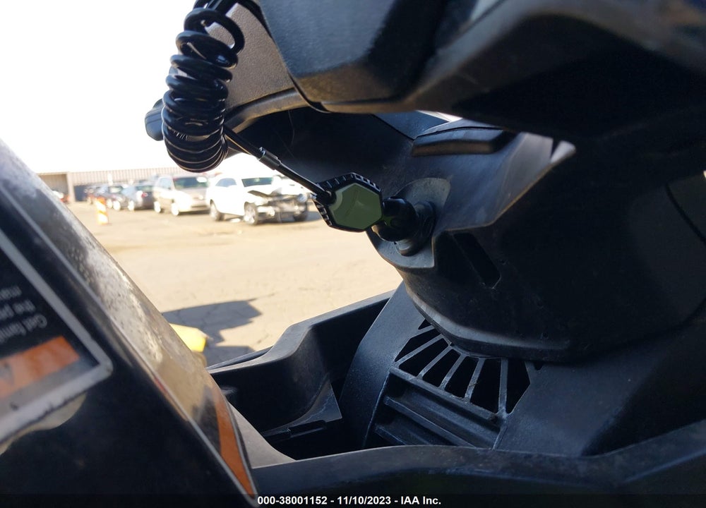 2021 BOMBARDIER SEA DOO GTI VIN: YDV34000L021
