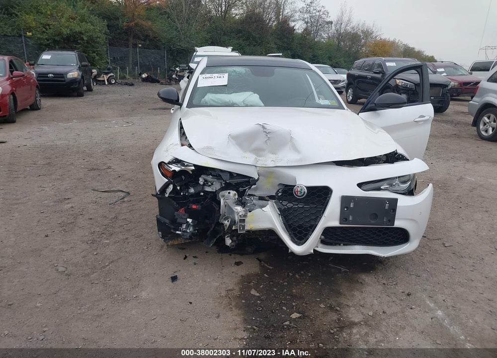2018 ALFA ROMEO GIULIA TI SPORT AWD VIN: ZARFAEEN9J7596328