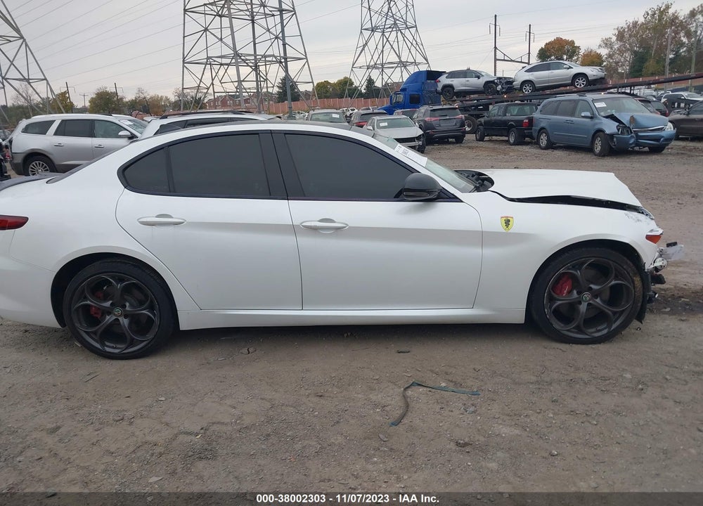 2018 ALFA ROMEO GIULIA TI SPORT AWD VIN: ZARFAEEN9J7596328