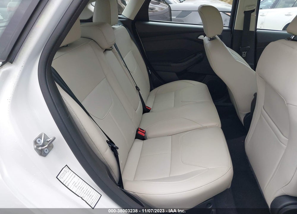 2018 FORD FOCUS TITANIUM VIN: 1FADP3N25JL252230