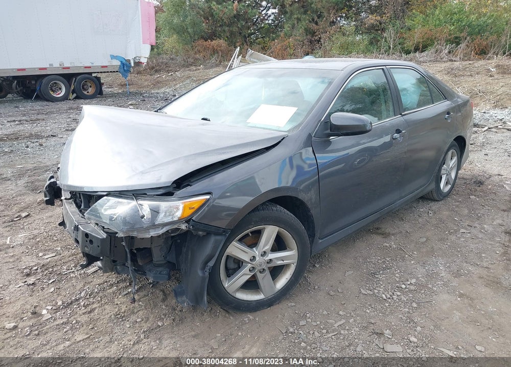 2014 TOYOTA CAMRY SE VIN: 4T1BF1FK7EU379855