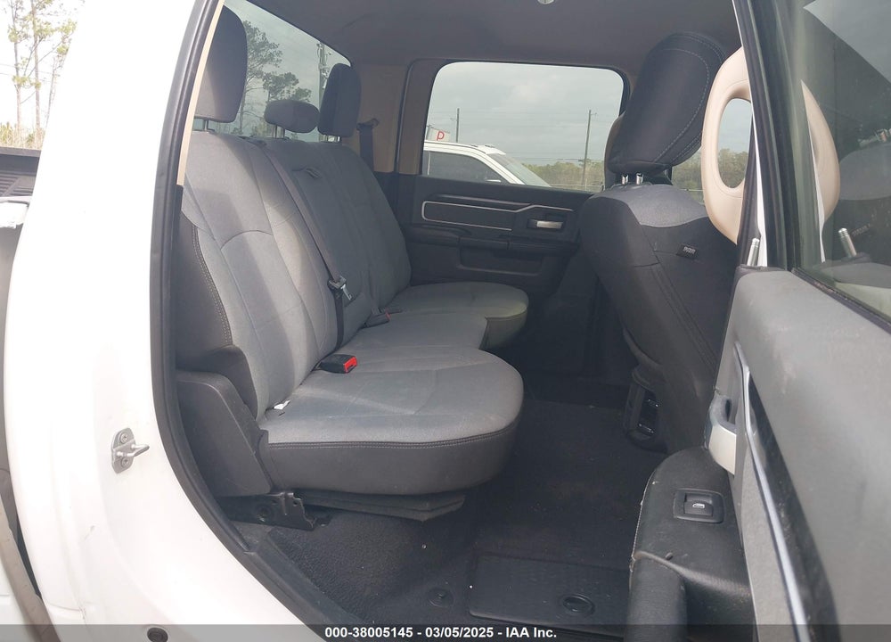 2019 RAM 2500 VIN: 3C6UR5DL0KG598038