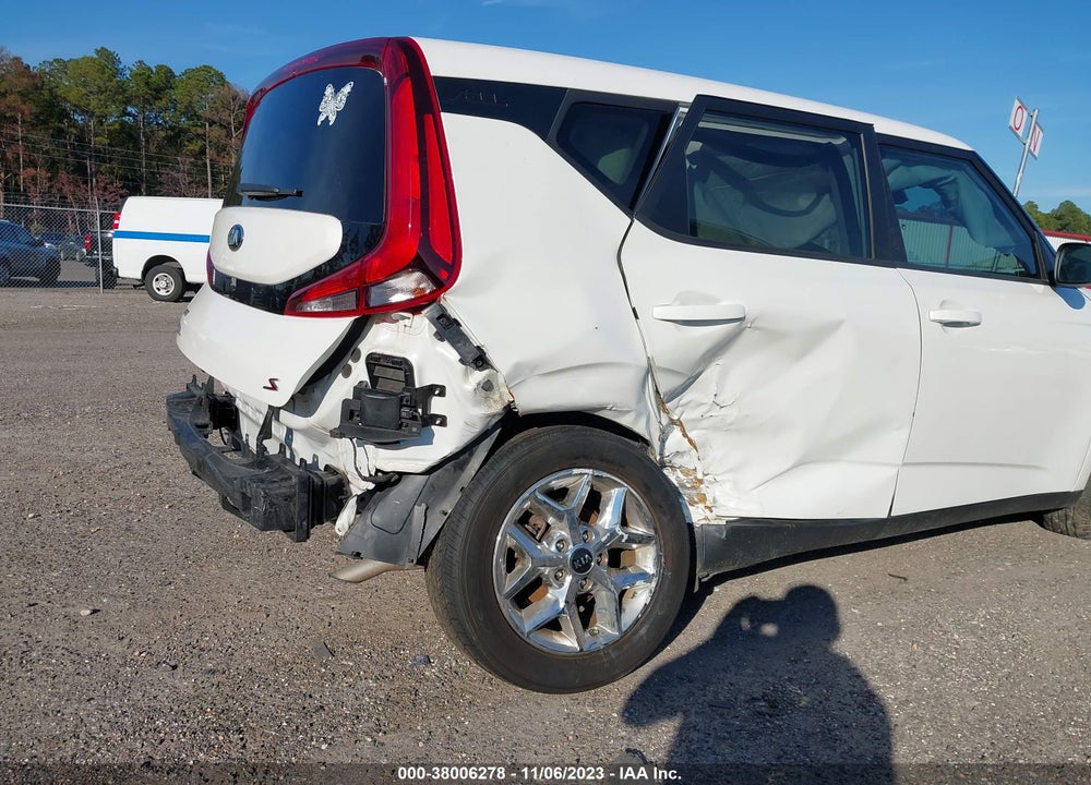 2021 KIA SOUL !/+/S VIN: KNDJ23AU6M7778608