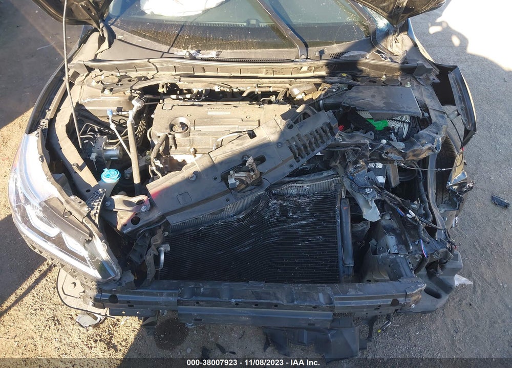 2017 HONDA ACCORD VIN: 1HGCR2F81HA137001