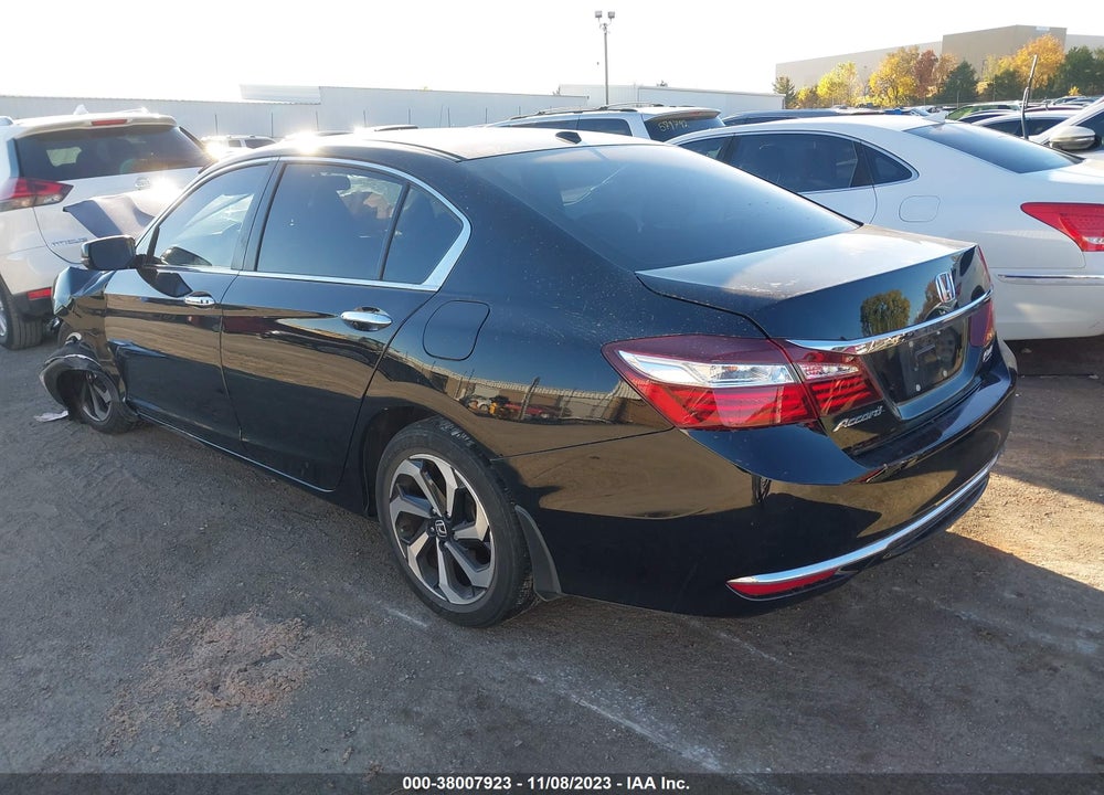 2017 HONDA ACCORD VIN: 1HGCR2F81HA137001