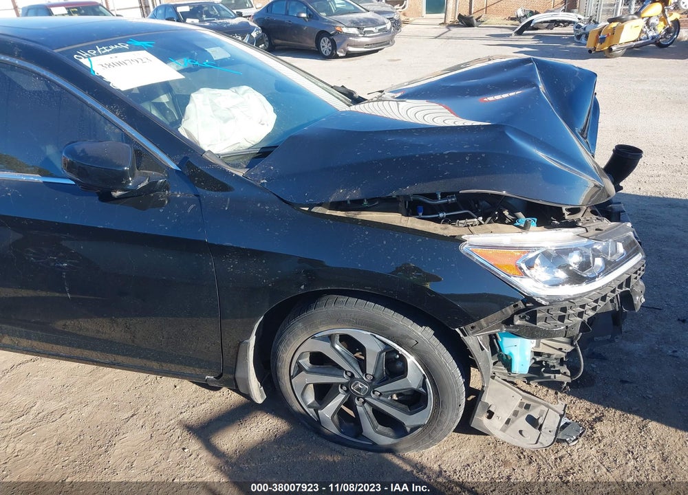 2017 HONDA ACCORD VIN: 1HGCR2F81HA137001