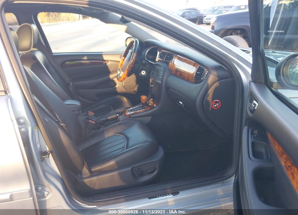 2007 JAGUAR X-TYPE 3.0 VIN: SAJWA51A37WJ22985
