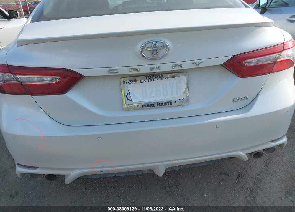 2018 TOYOTA CAMRY VIN: 4T1B61HK7JU010937
