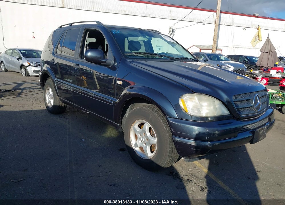 2001 MERCEDES-BENZ M-CLASS BASE (A5) VIN: 4JGAB54E11A259931