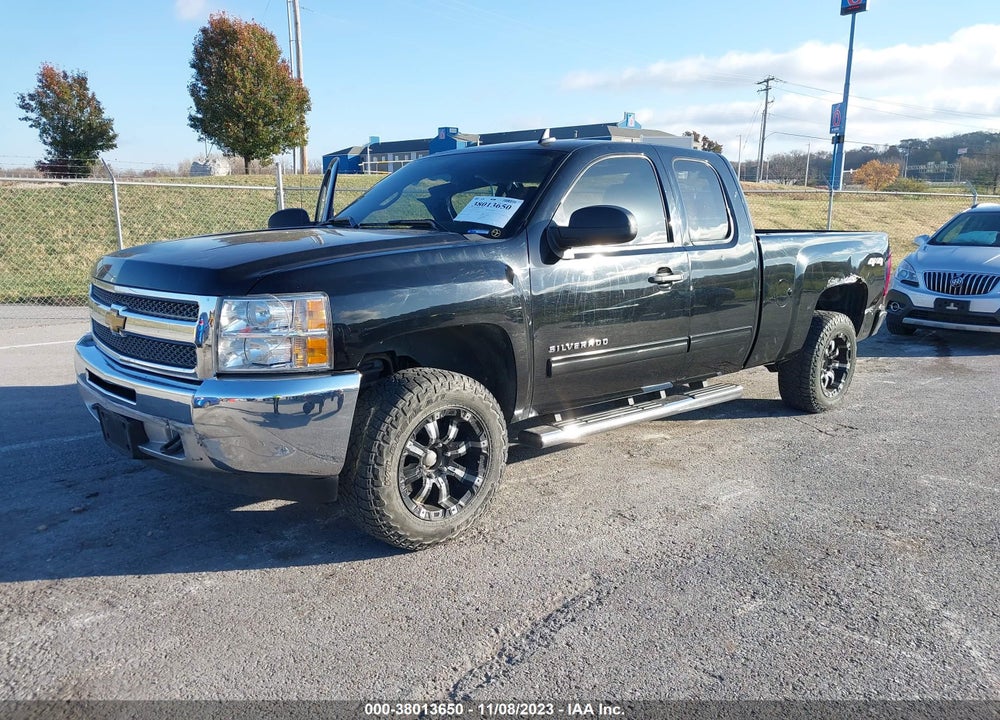 2013 CHEVROLET SILVERADO 1500 LT VIN: 1GCRKSE76DZ122026
