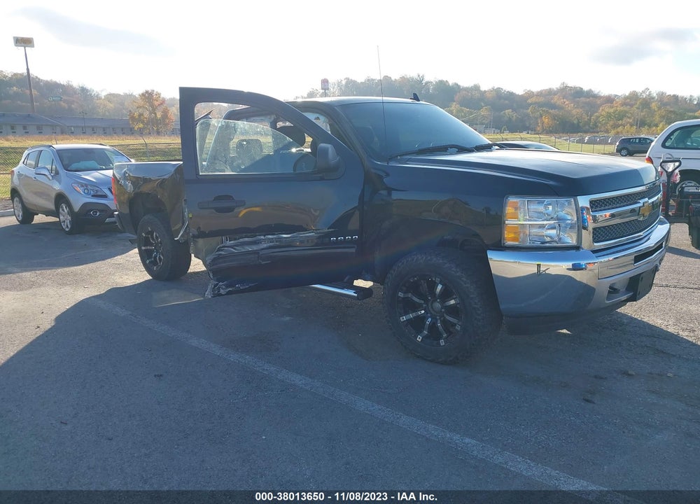 2013 CHEVROLET SILVERADO 1500 LT VIN: 1GCRKSE76DZ122026