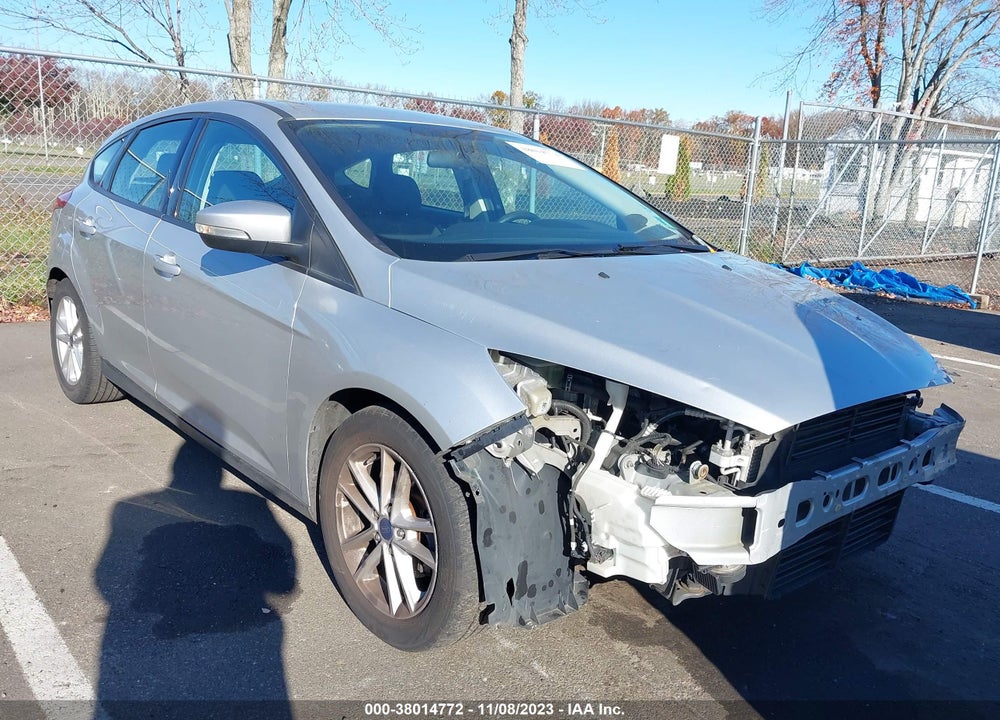 2016 FORD FOCUS SE VIN: 1FADP3K21GL349938