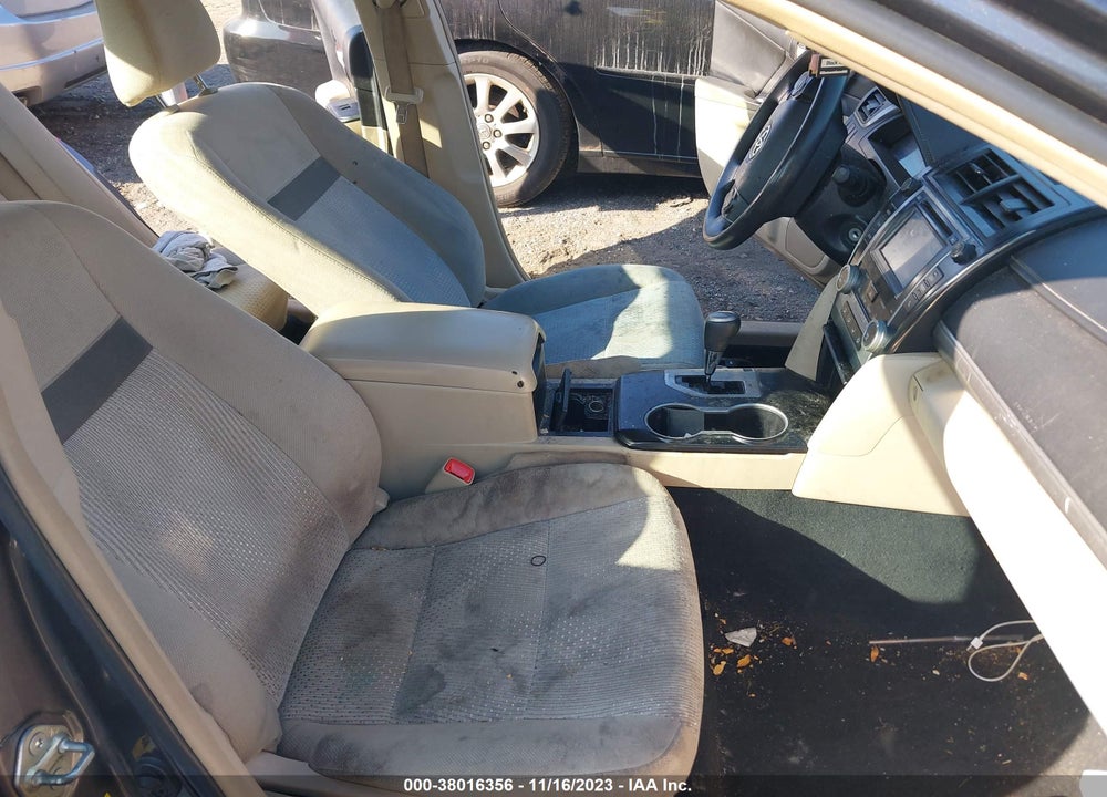 2014 TOYOTA CAMRY LE VIN: 4T1BF1FK5EU373939