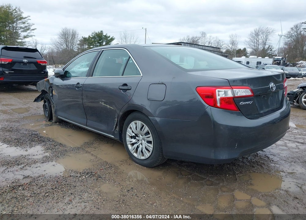 2014 TOYOTA CAMRY LE VIN: 4T1BF1FK5EU373939