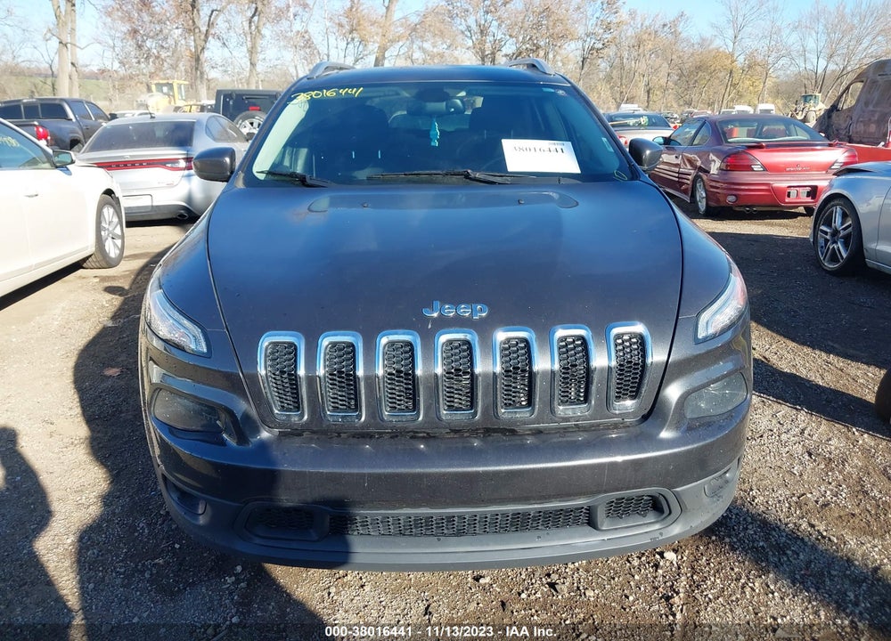 2015 JEEP CHEROKEE LATITUDE VIN: 1C4PJLCSXFW677492