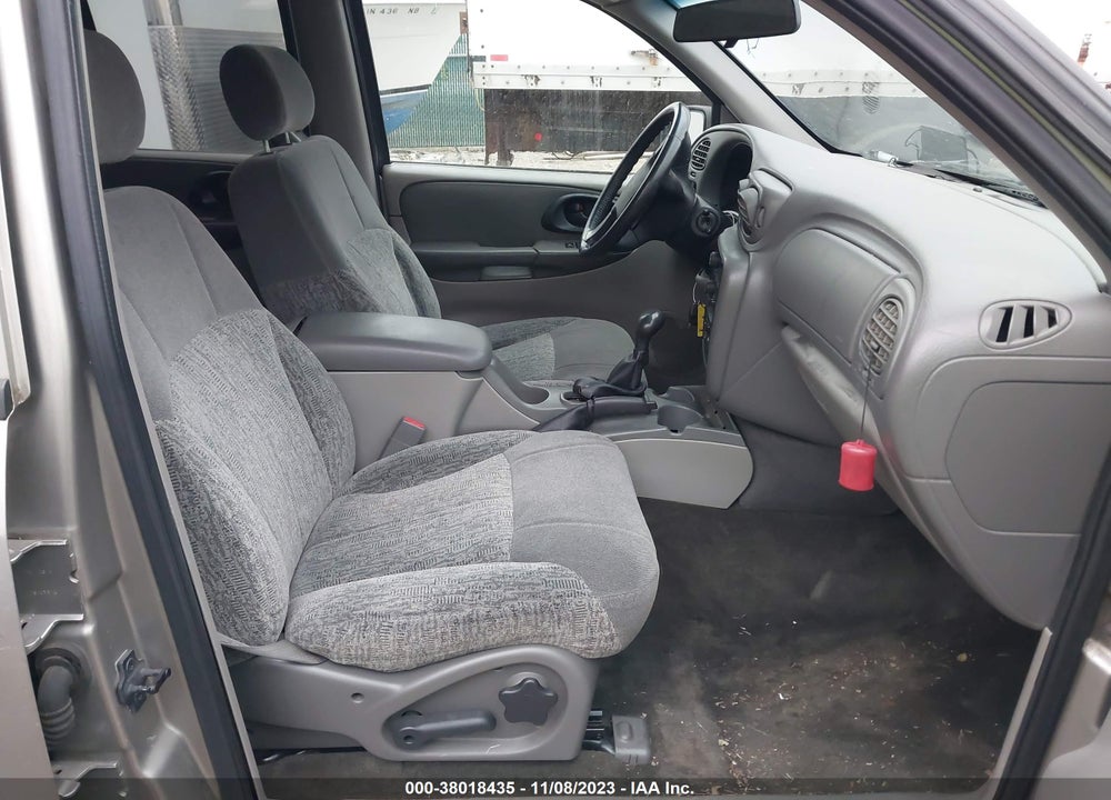 2002 CHEVROLET TRAILBLAZER LS VIN: 1GNDT13SX22344428