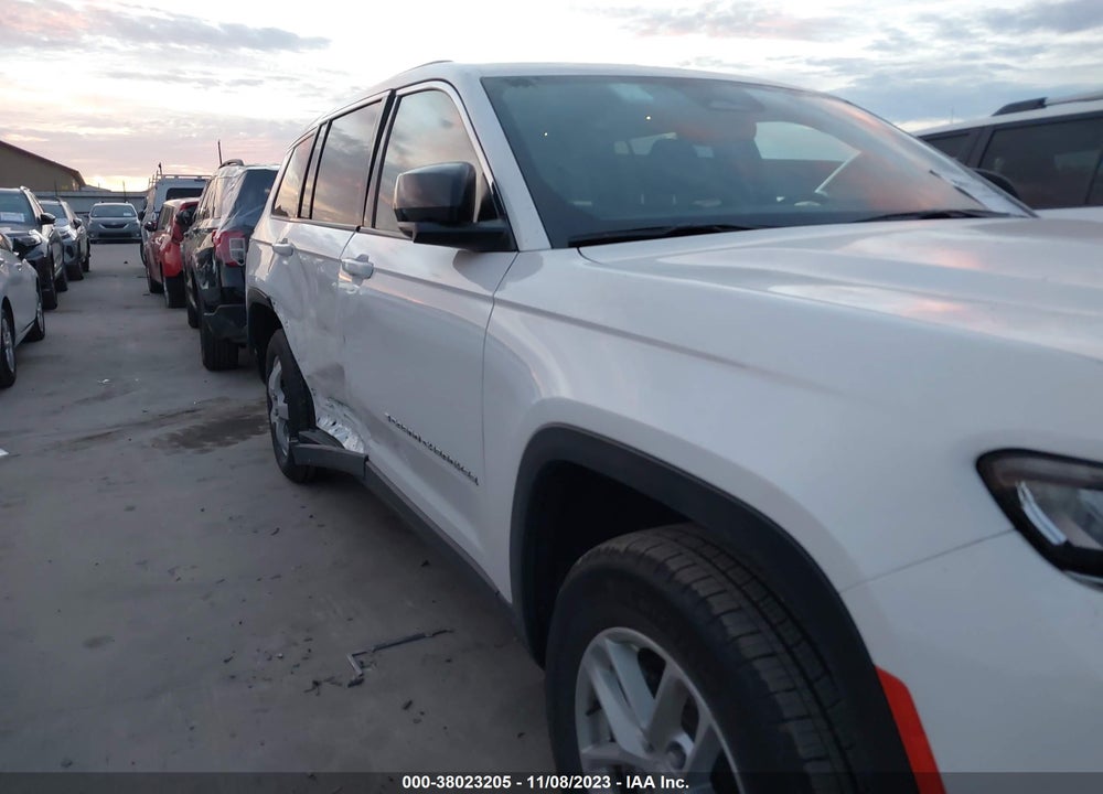 2023 JEEP GRAND CHEROKEE L LAREDO 4X4 VIN: 1C4RJKAG1P8821227