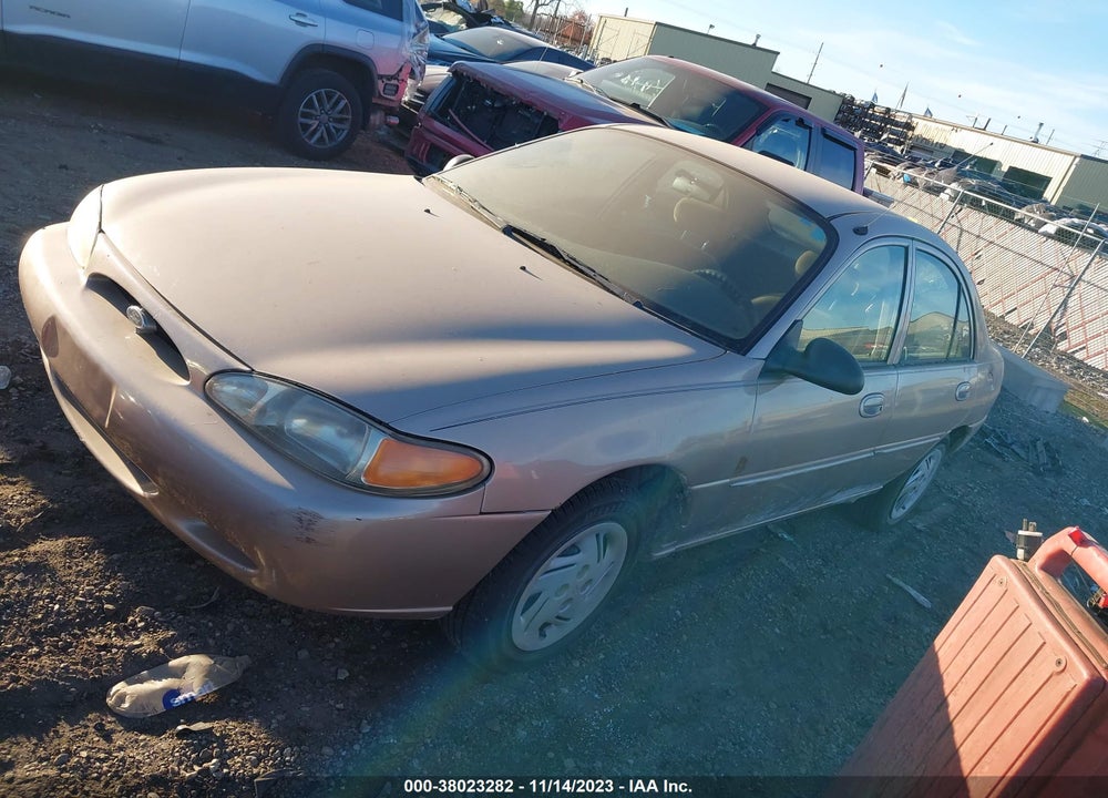 1999 FORD ESCORT SE VIN: 1FAFP13P0XW195678